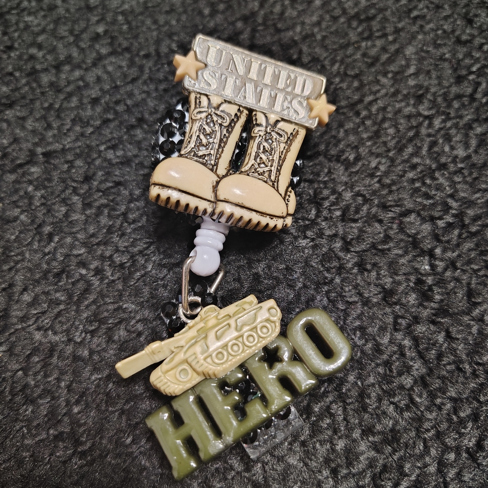Military Brave Soldier Hero Retractable Badge Reel Id Holder Work Badge Reel